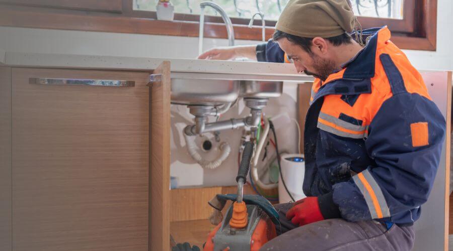 Professional emergency plumbing in Colwich, KS